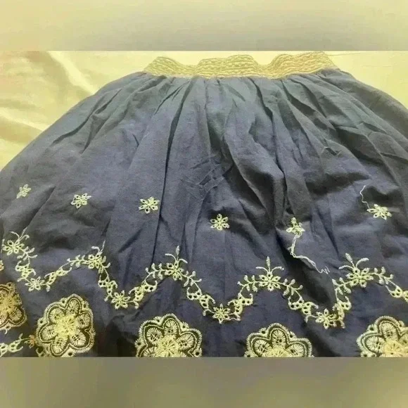 Metro Wear Embroidered Women’s Size Small Pull On Skirt Blue - Picture 9 of 9